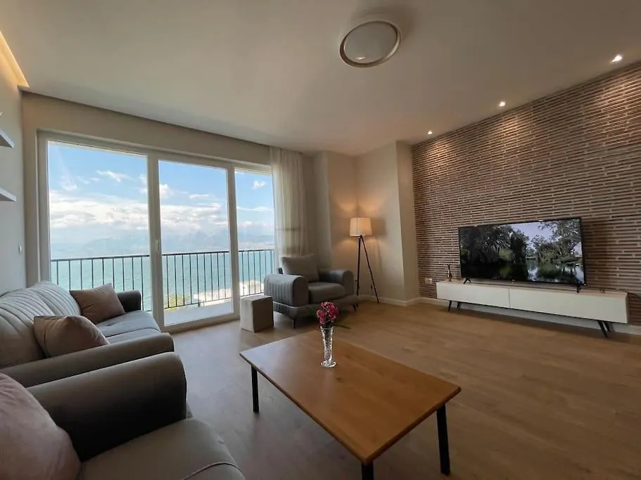 Vintage House With Stunning View Of Shkodra Lake Vila Villa Shkodër